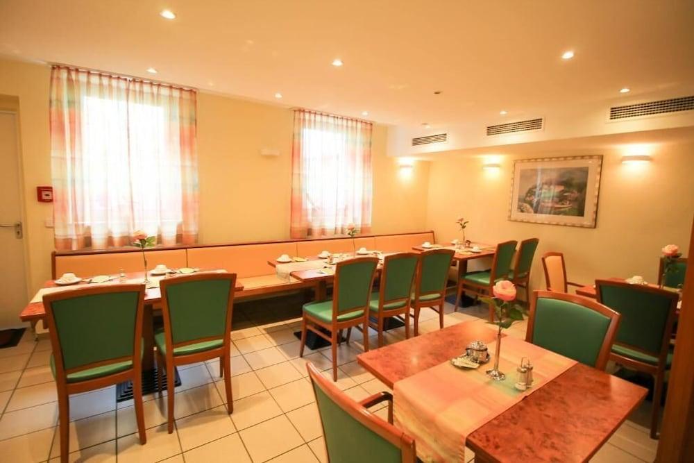 Hotel Miramar Am Roemer فرانكفورت المظهر الخارجي الصورة