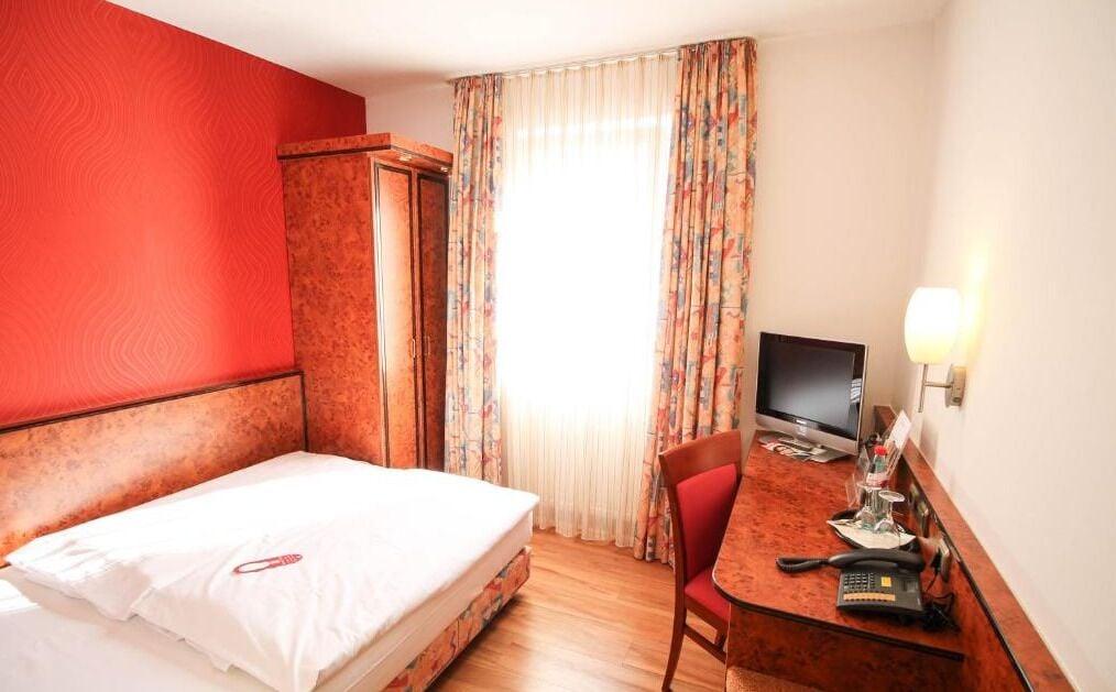 Hotel Miramar Am Roemer فرانكفورت المظهر الخارجي الصورة