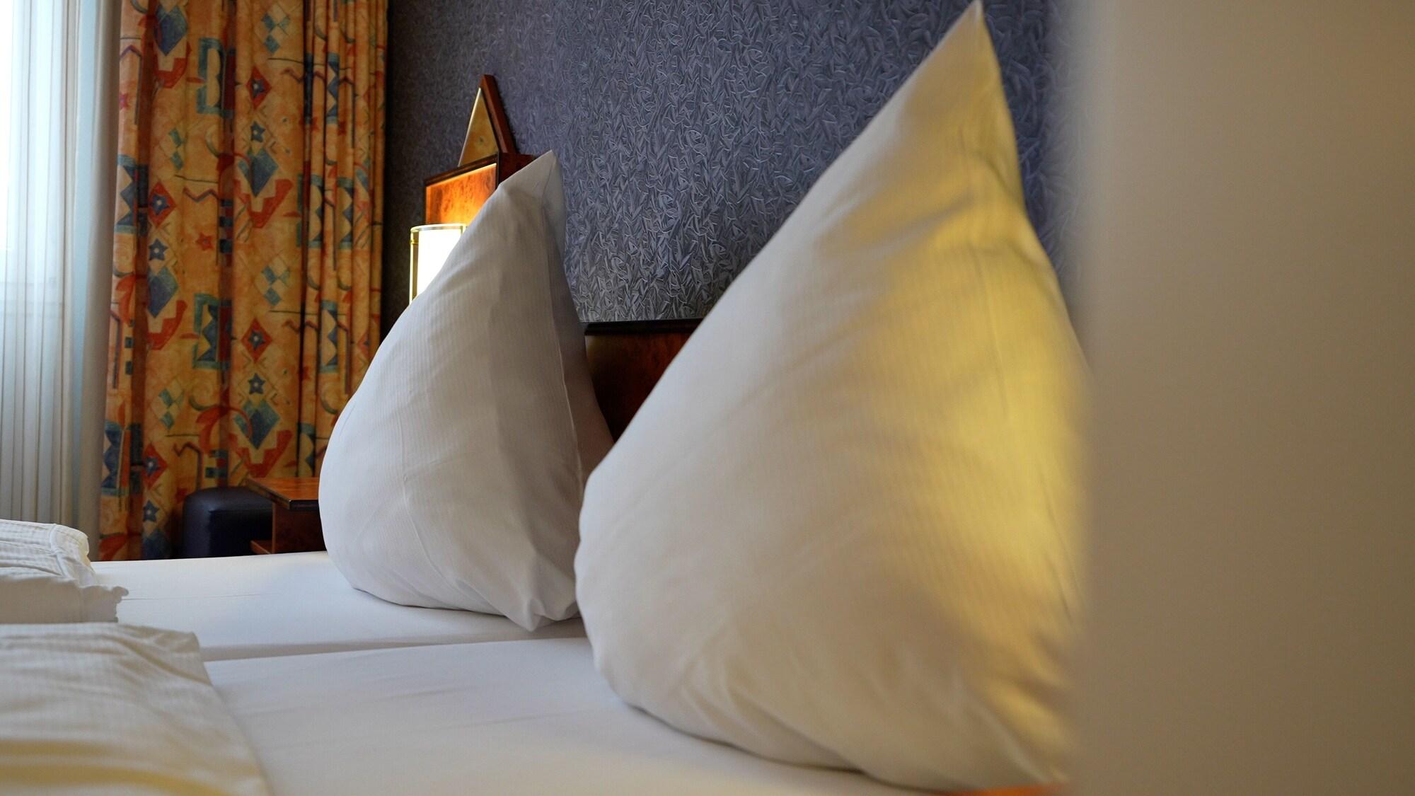 Hotel Miramar Am Roemer فرانكفورت المظهر الخارجي الصورة
