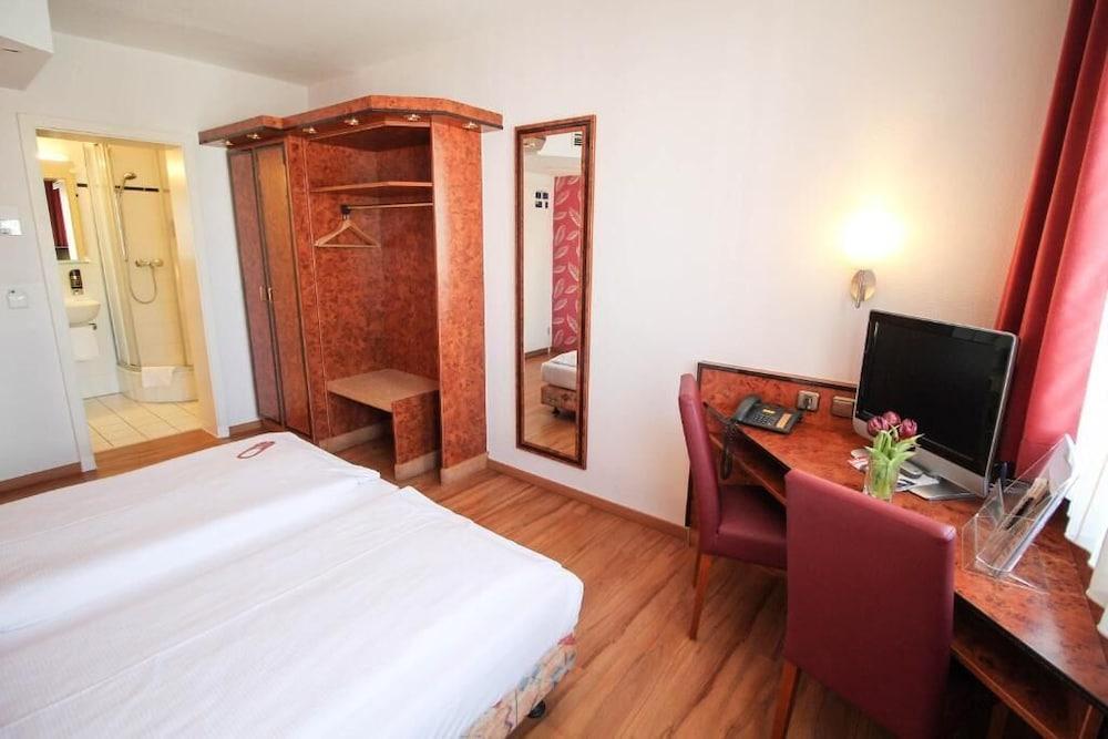 Hotel Miramar Am Roemer فرانكفورت المظهر الخارجي الصورة