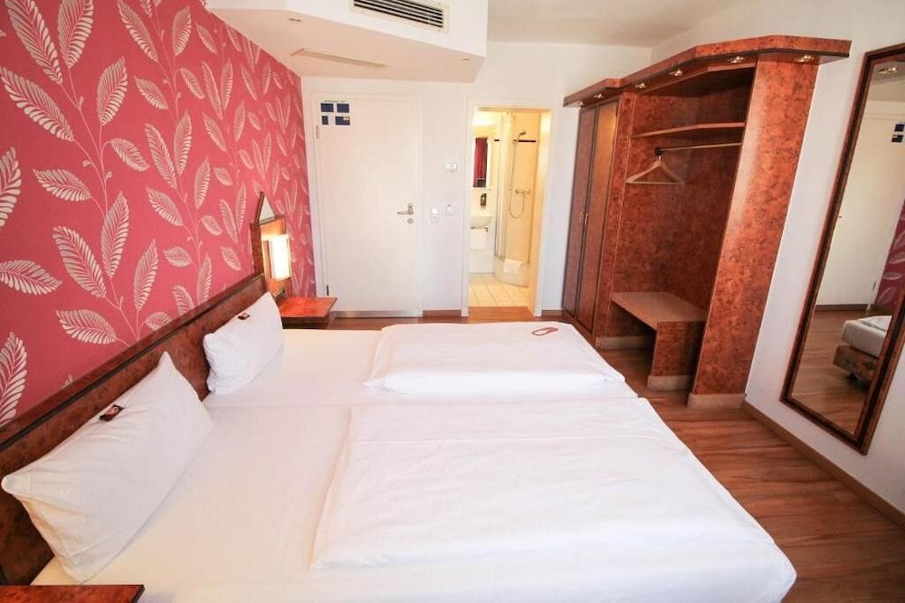 Hotel Miramar Am Roemer فرانكفورت المظهر الخارجي الصورة